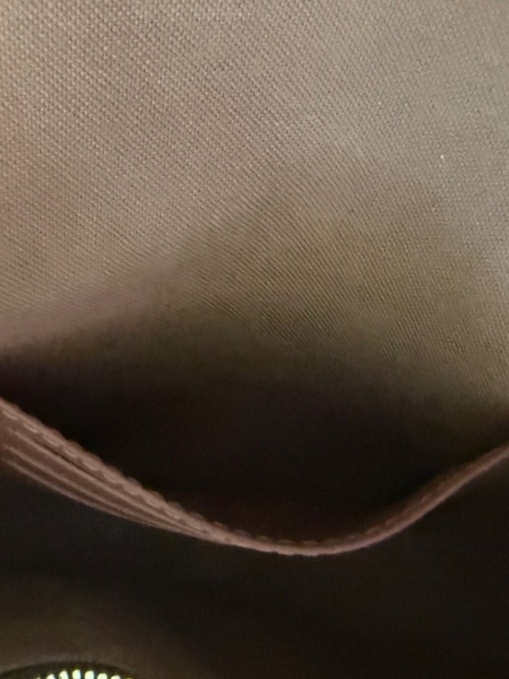 Authentic Louis Vuitton Wallet on Chain Ivy - Picture 10 of 14